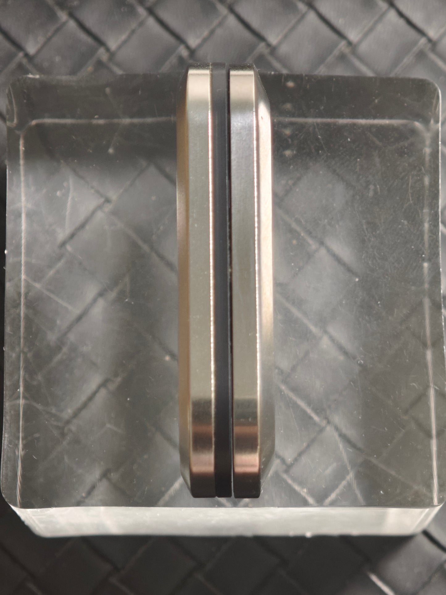 Coco Candy Titanium