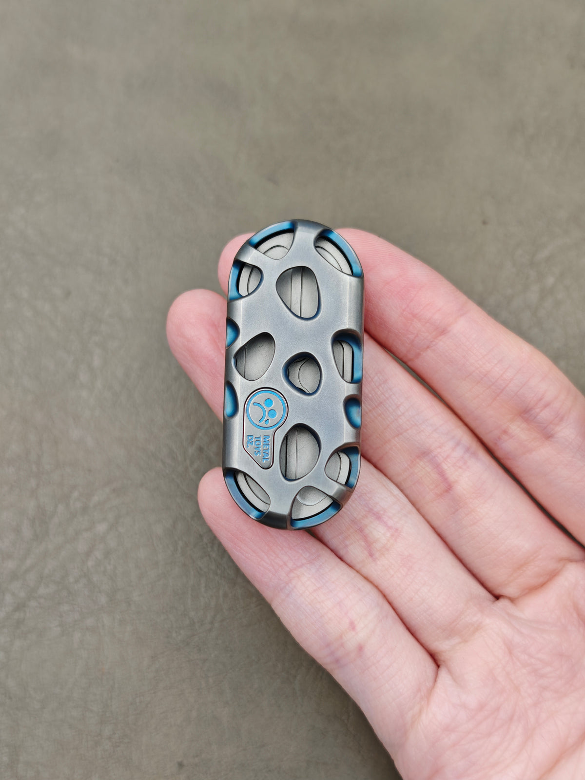Top B Titanium