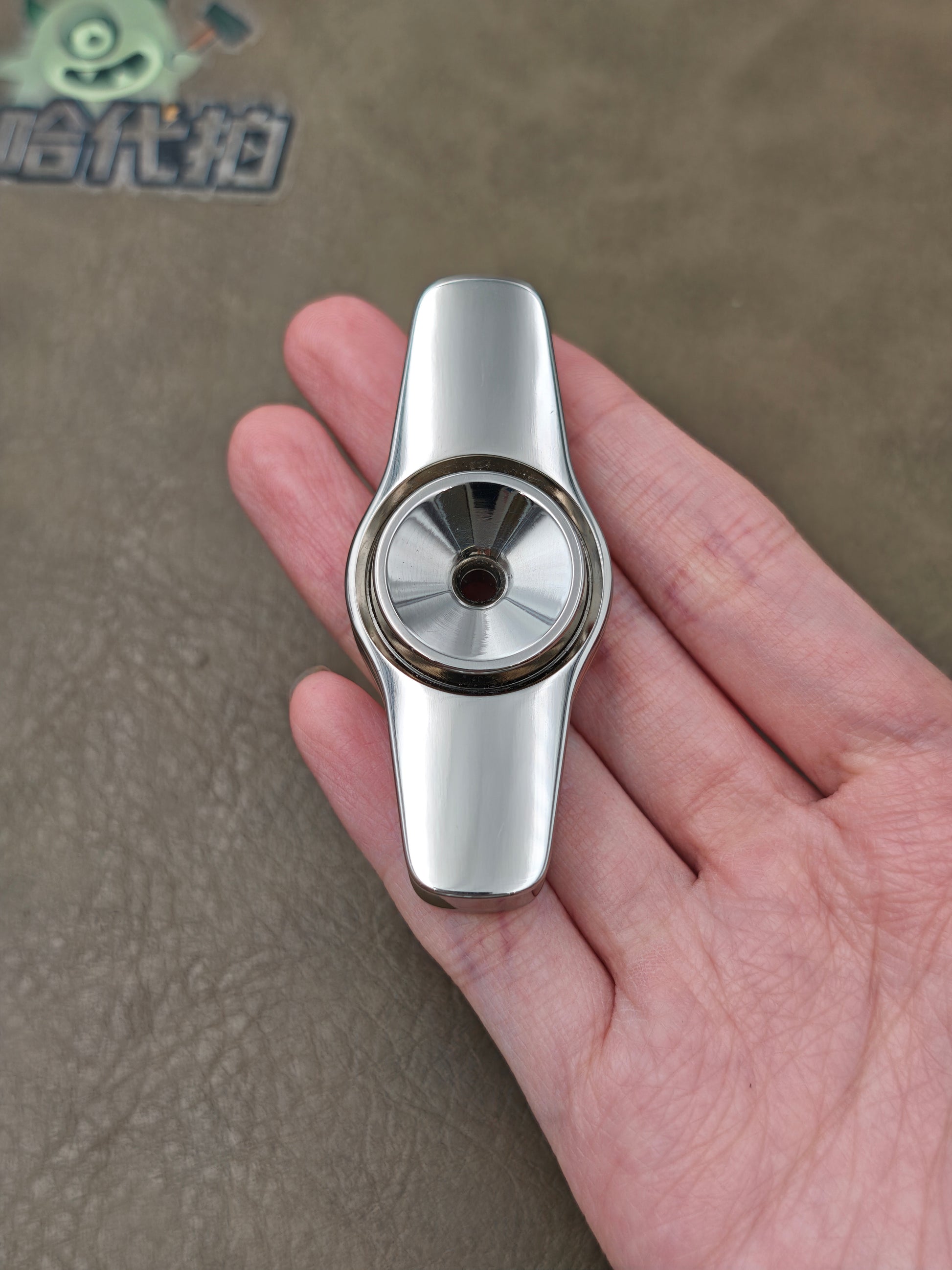 Oumuamua Premium & Buckle Titanium