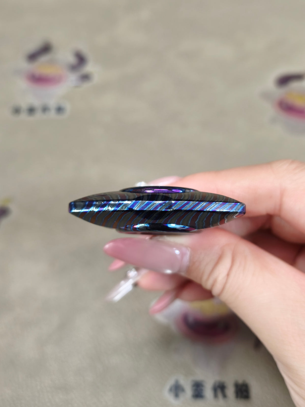 Hourglass S2 Zircuti
