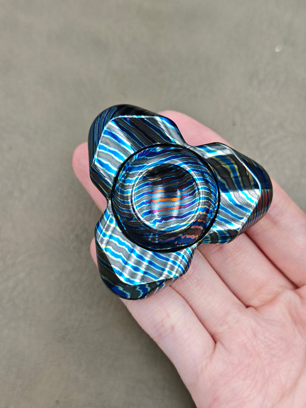 Feather Zircuti
