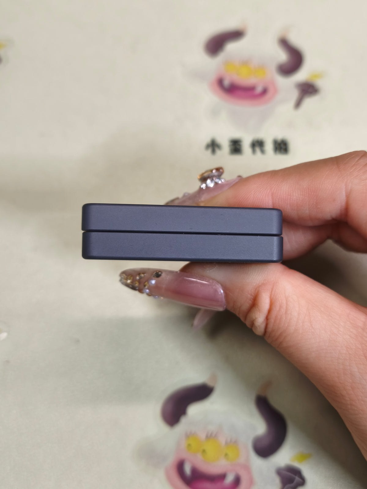 Mute Zirconium