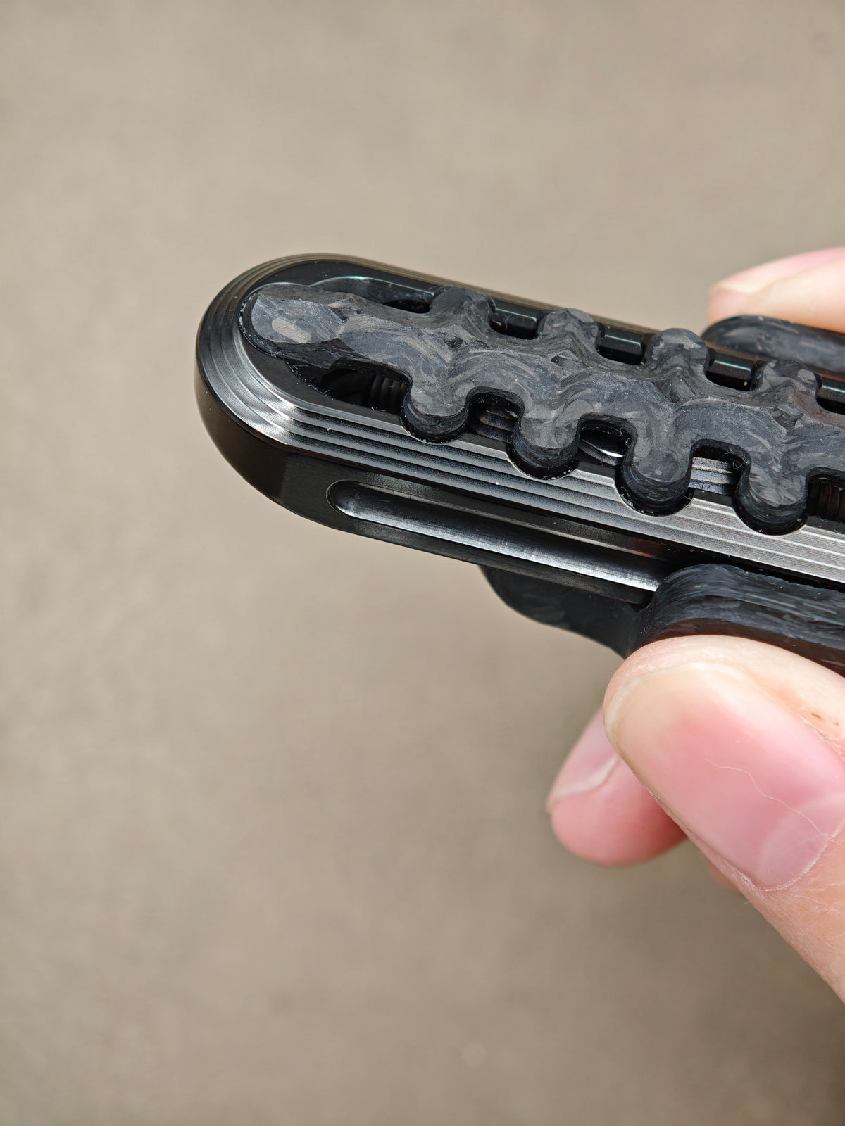 EXOSKELETON Carbon Fiber Bone Core Stainless Steel