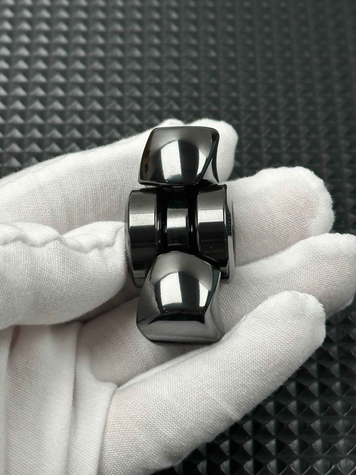 Zen Zirconium