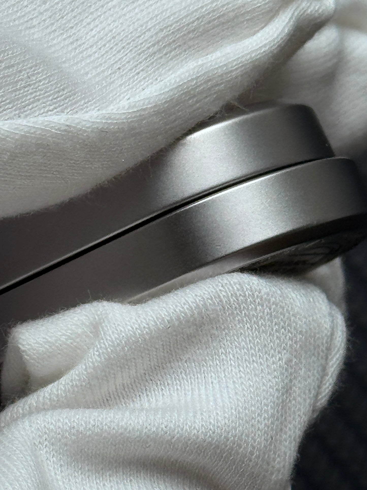 F2.9 Stainless Steel Limited Edition