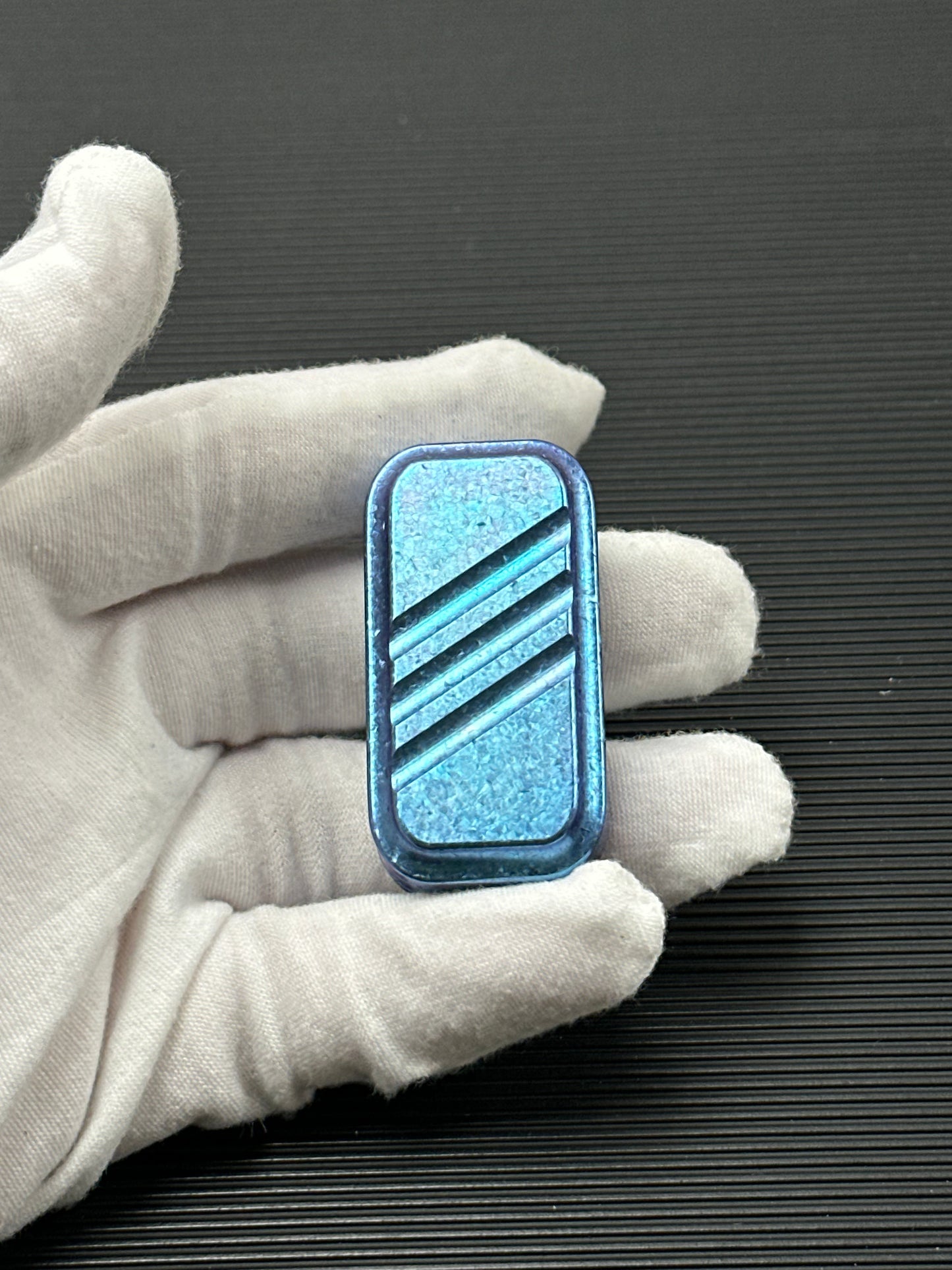 Lucky Candy Crystallized Titanium