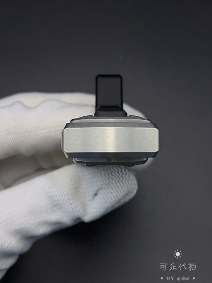 Thousand machines Stainless Steel Stonewashed