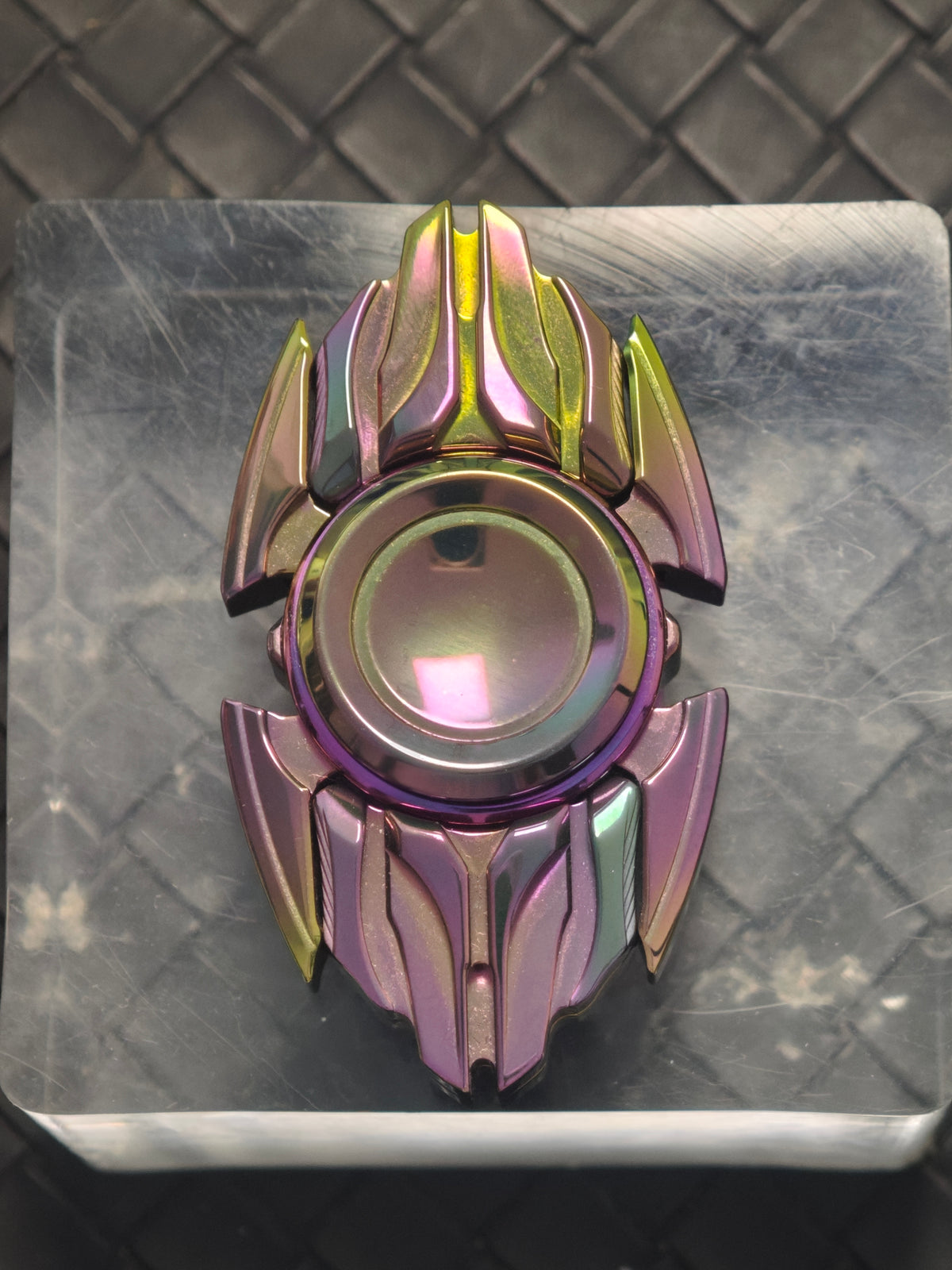 Dark Shell Opening Zirconium