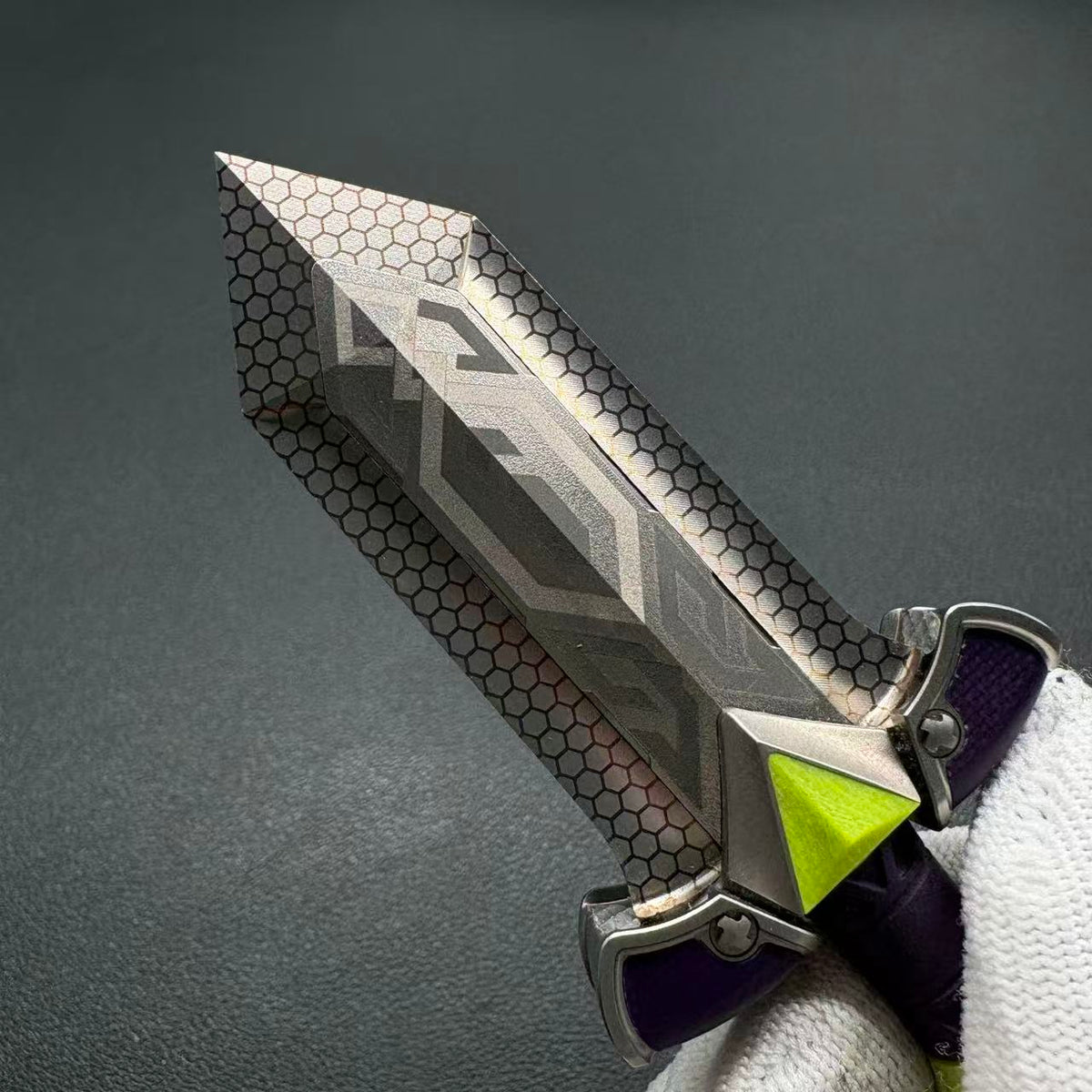 Ghost Lantern Lake Sword G10