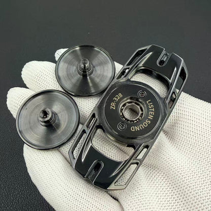 Ling Yin Zirconium
