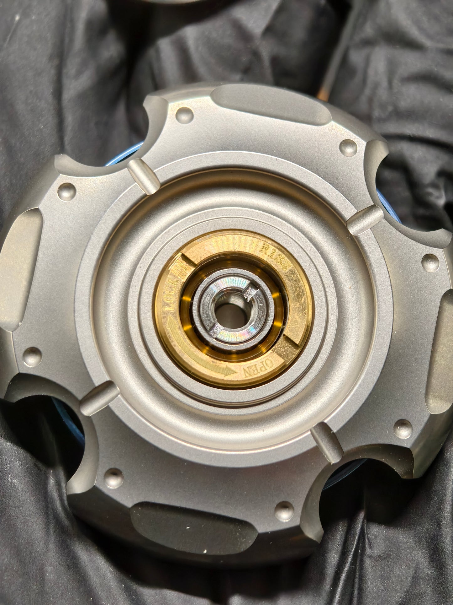 Resonance Titanium Limited Edition