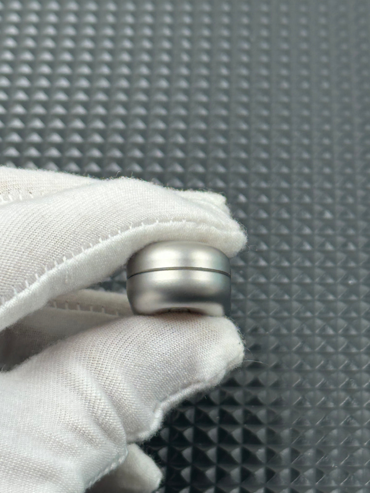 Floating Cloud Stainless Steel