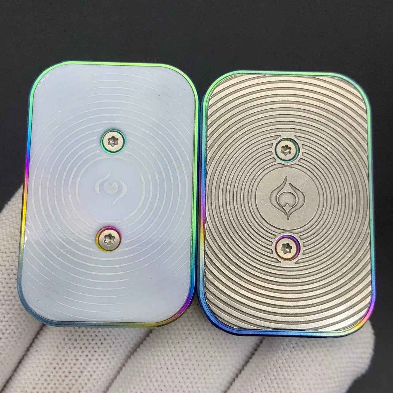 Aura Sand Titanium