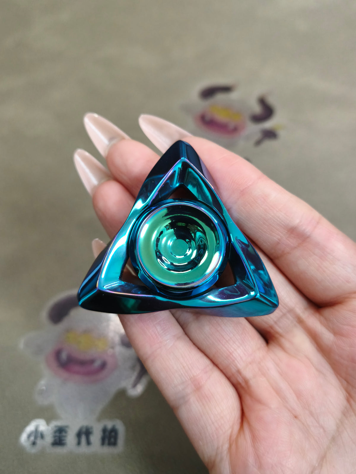 String Cosine Zirconium Limited 60