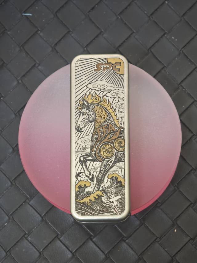 Chewing Gum 2.0 Titanium Engraved Limited Edition