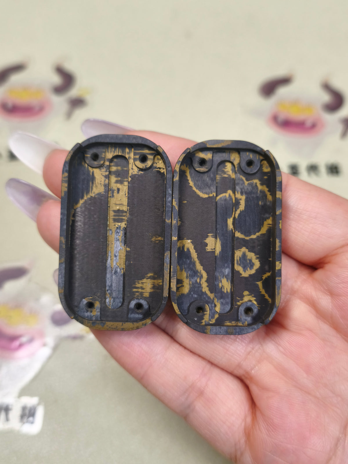 No.7 Shell Carbon Damascus
