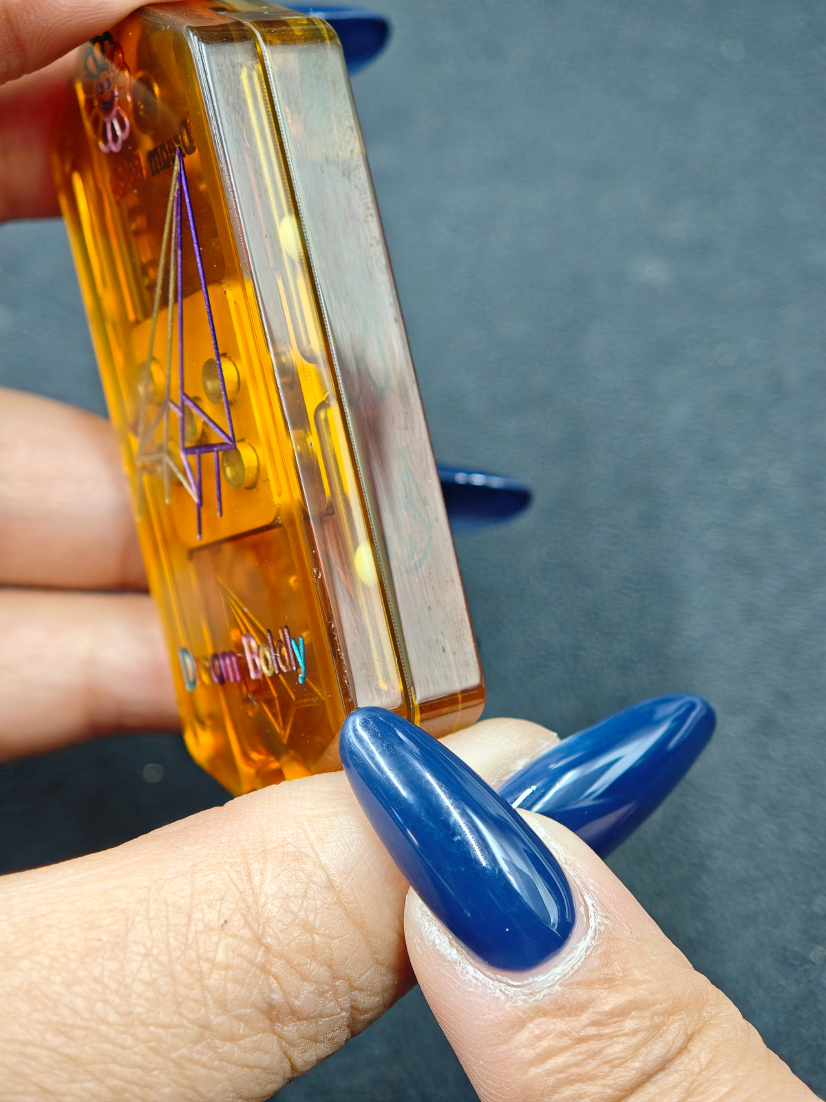 Plane PEI Color-Anodized Resin-Sealed Polished