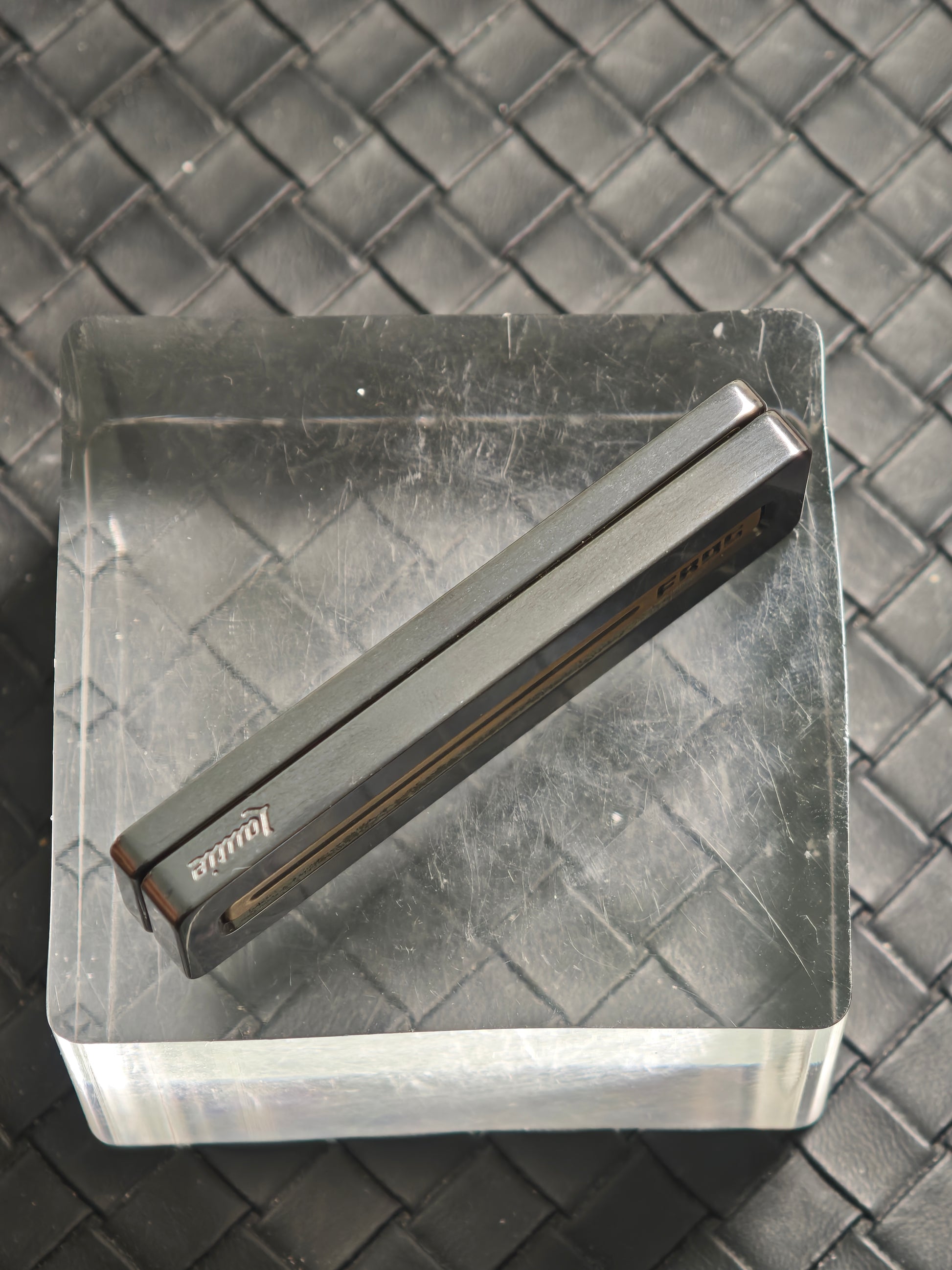 Frog Brass Zirconium