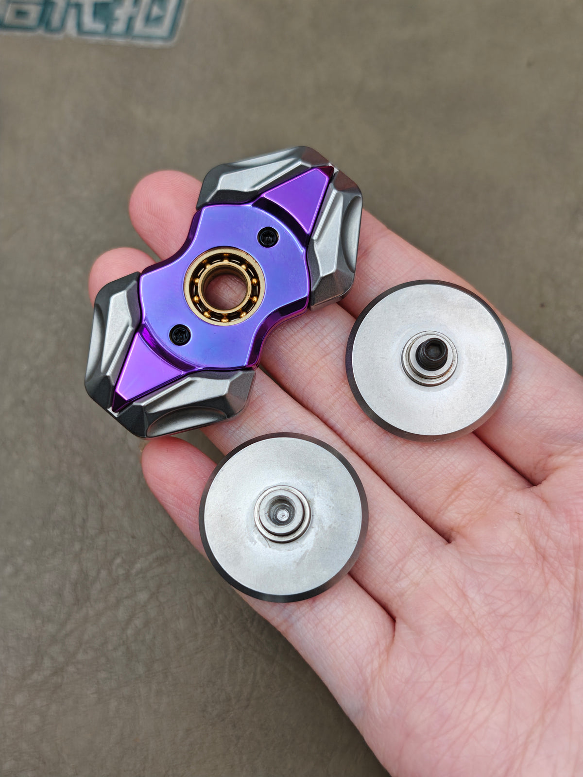 Spin Titanium Anodized