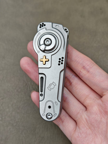 Dimension Slash Pry Bar Titanium