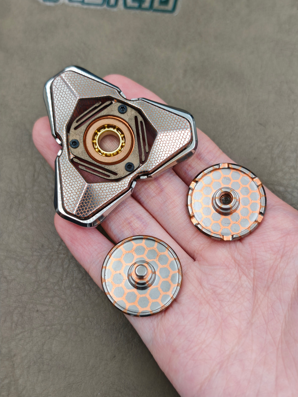 Garlic Superconductor Brushed