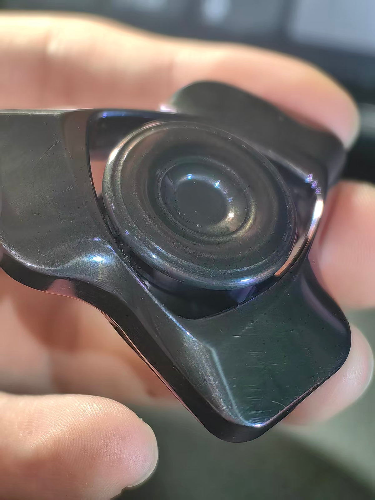 Phantom Dual Leaf Zirconium Anodized