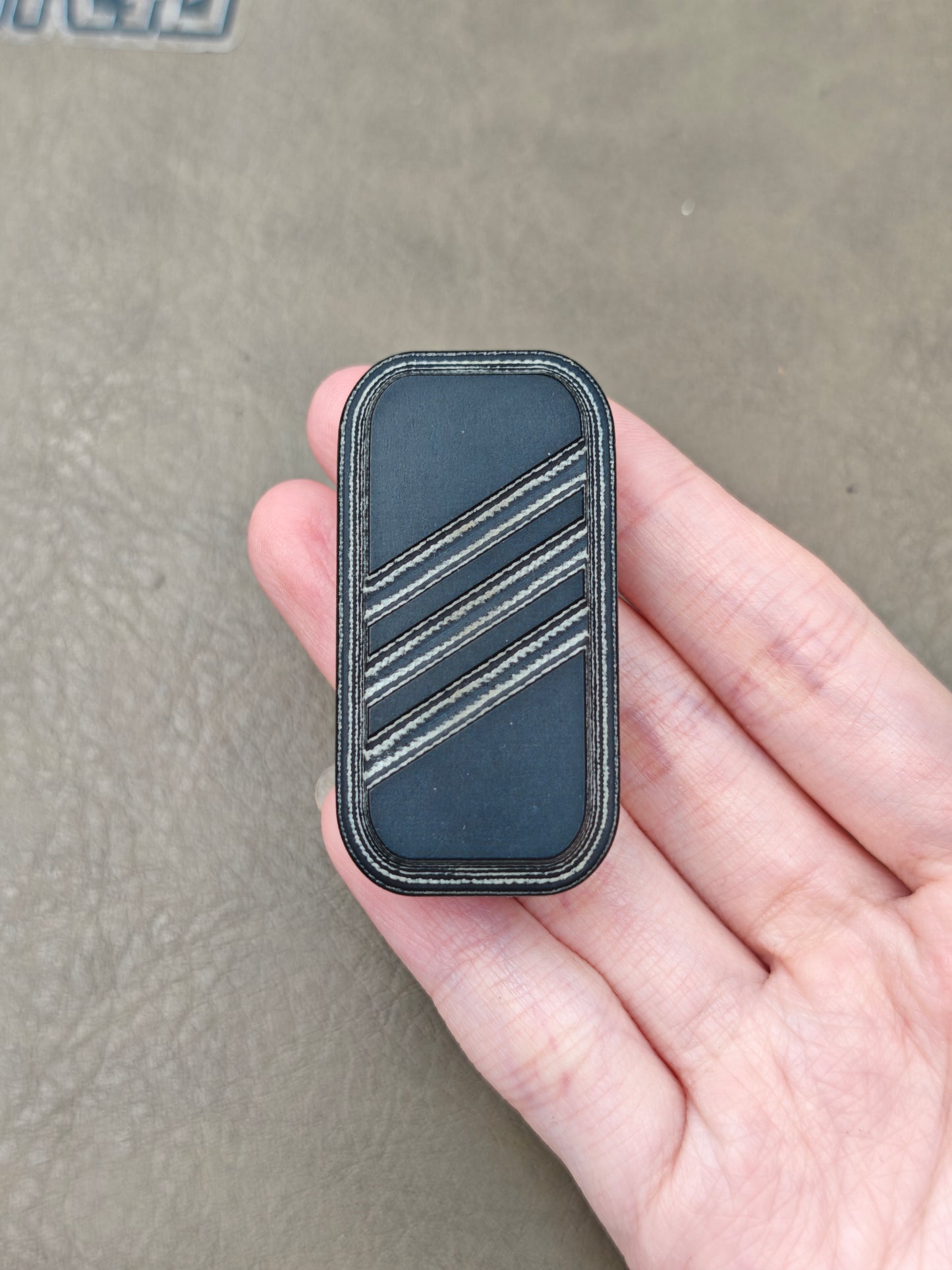 Lucky Candy Carbon Quartz