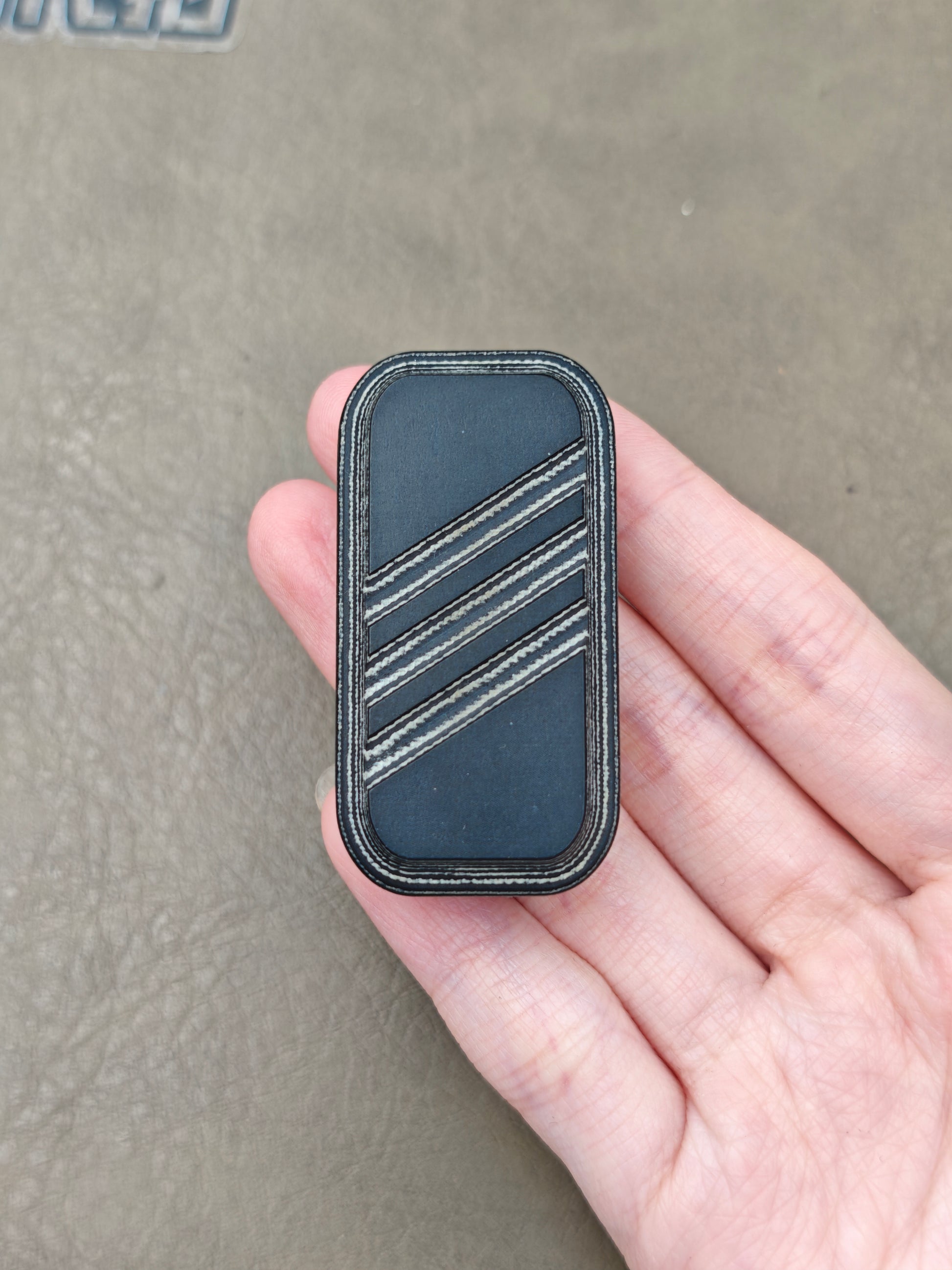 Lucky Candy Carbon Quartz