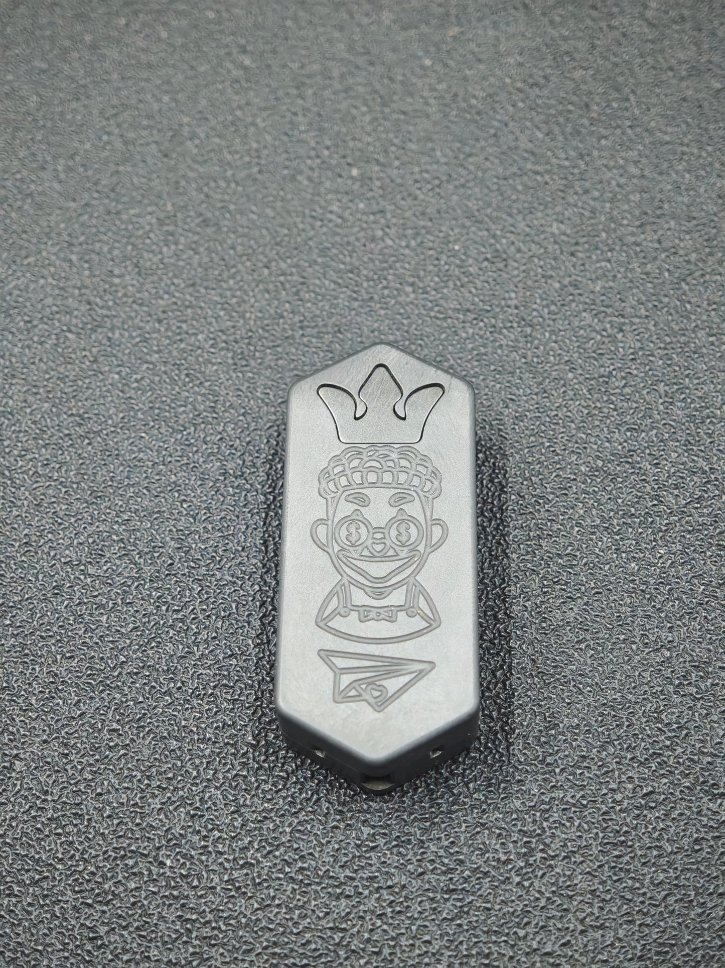 Plane Zirconium