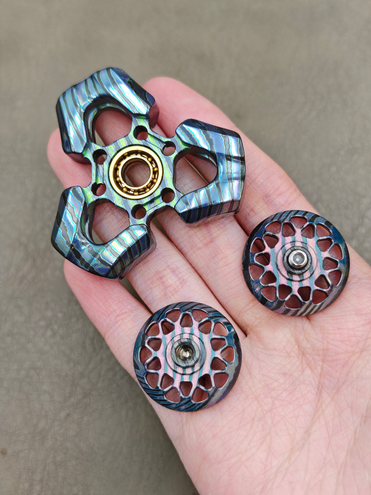 Explorer Zircuti