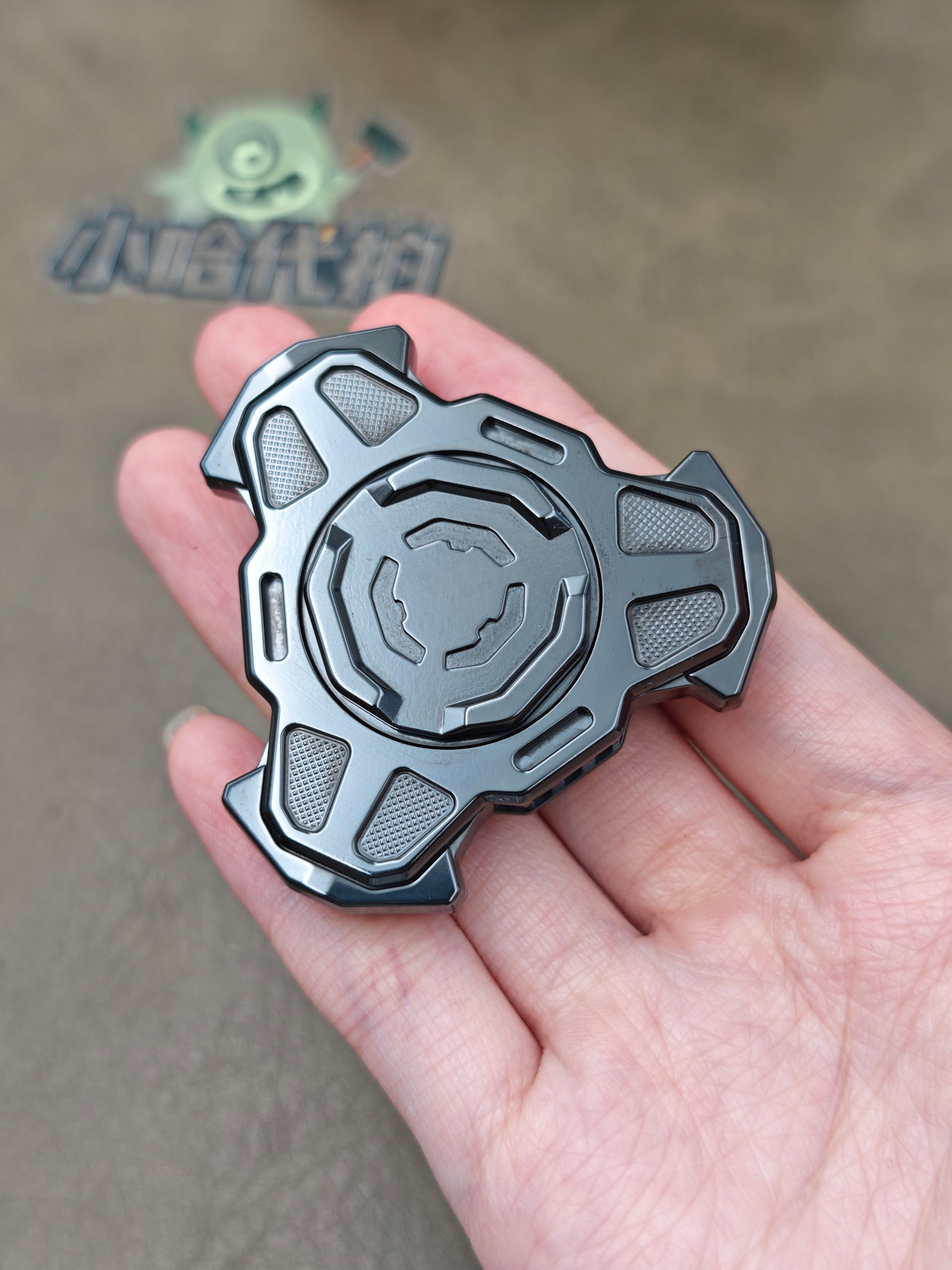 Triple Leaf Ignition Shell Opening Zirconium
