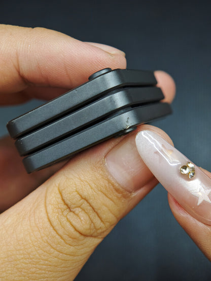 Poker Shuffle Zirconium