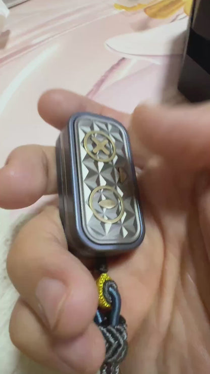 Schrodinger Cat Titanium