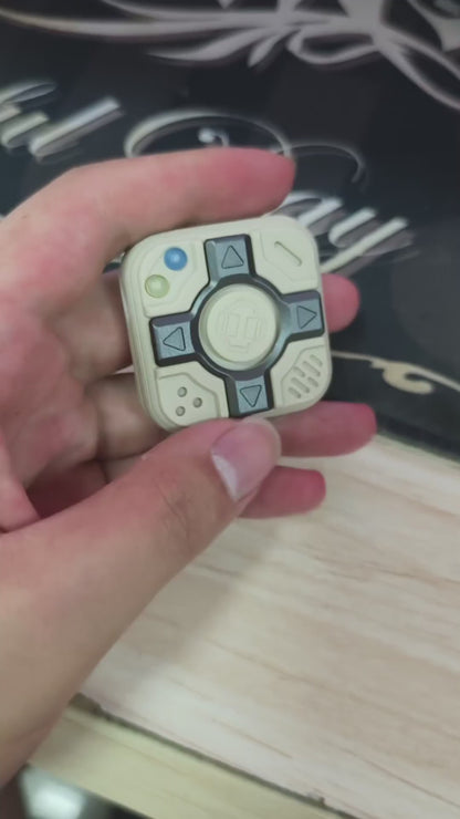 P-CUBE PEEK