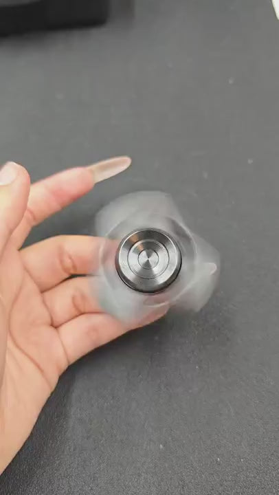 Tri-Leaf Crossbone Zirconium