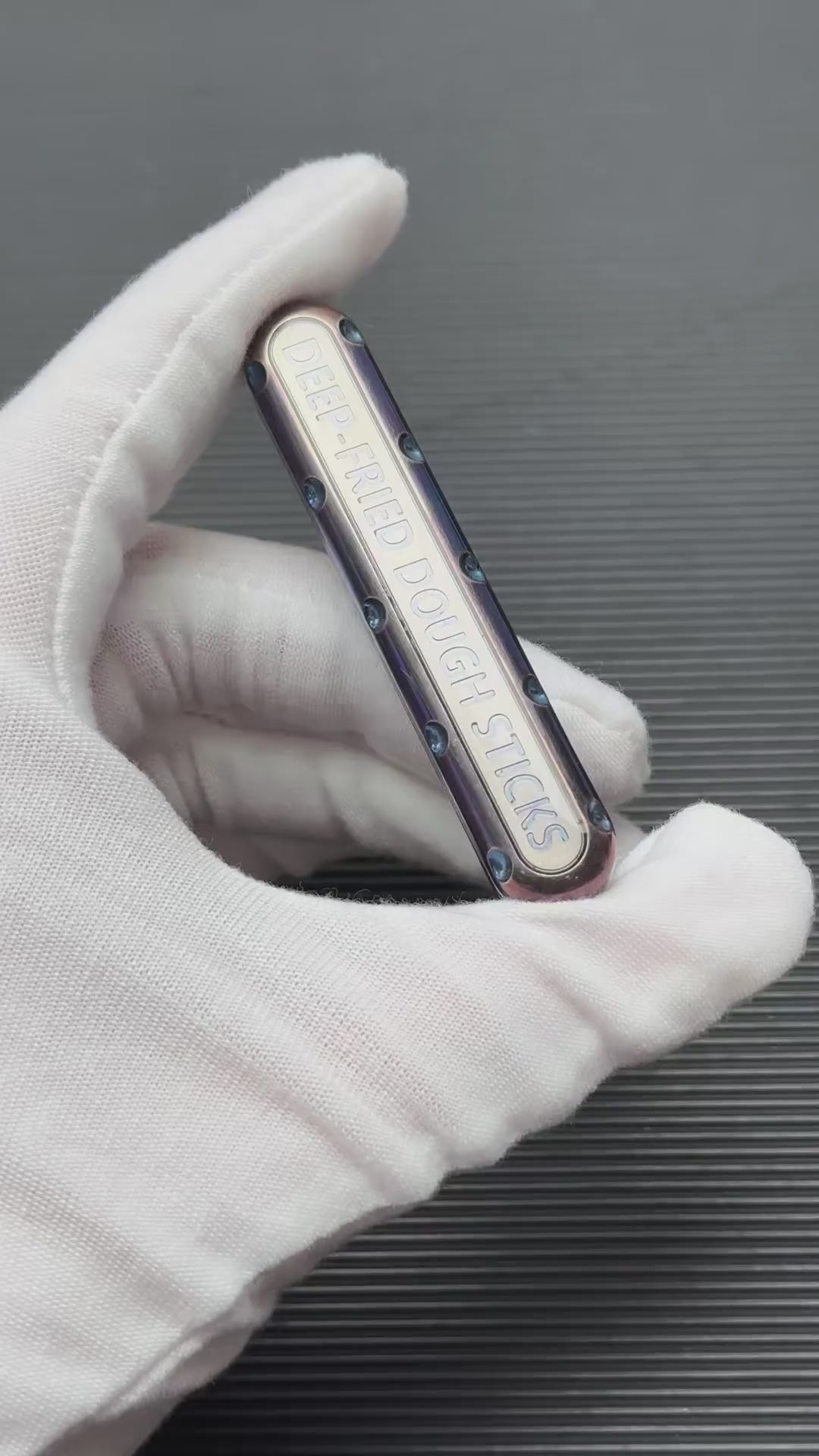 Product video DZ-top-d-Stainless-Steel,-Titanium-TRB-CREATION-1092986602844-10.mp4