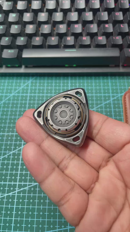 ROAR Spinner SS + Brass