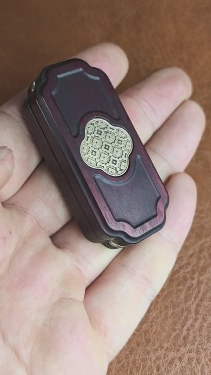 Ruyi Mechanical Slider Sandalwood