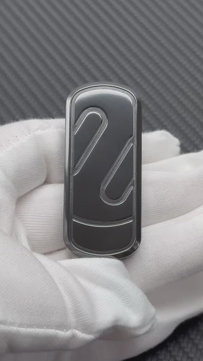 Ji Li Zirconium