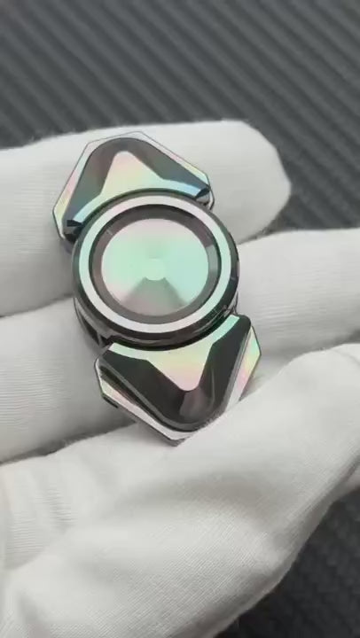 Tri Leaf Vida Zirconium