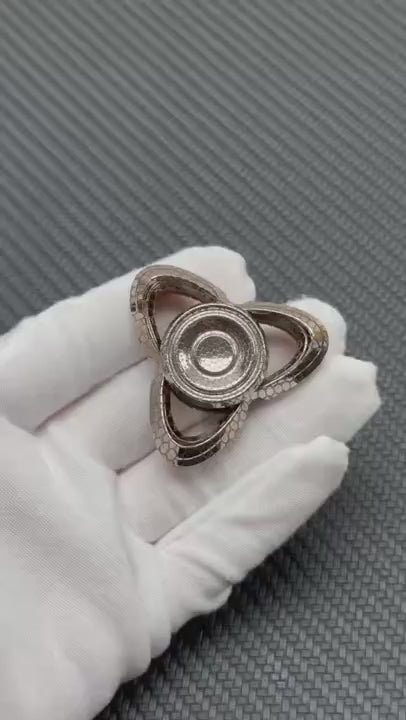Cat's Eye Superconductor