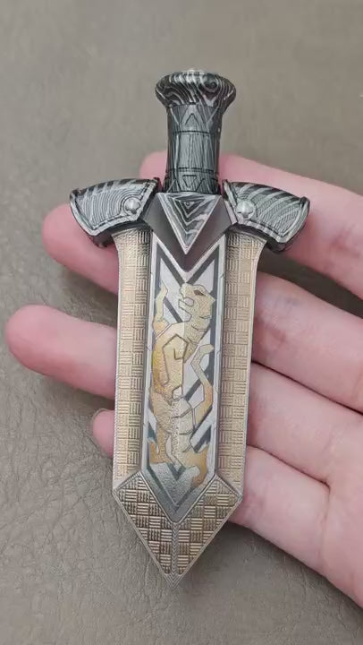 Ghost Lantern Lake Sword Zircuti