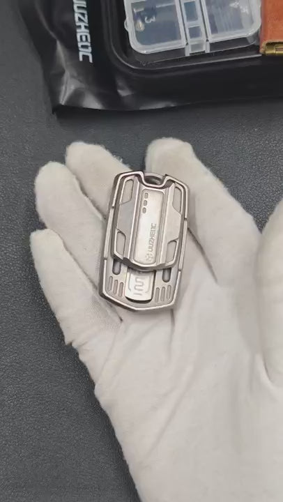 Thousand machines Titanium