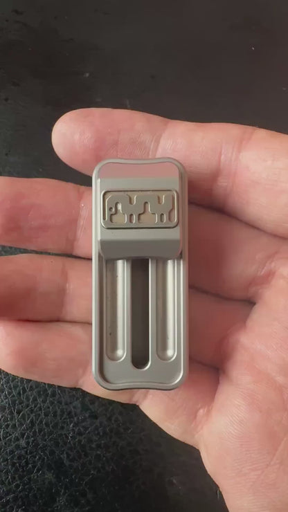 Little Snake Push Titanium