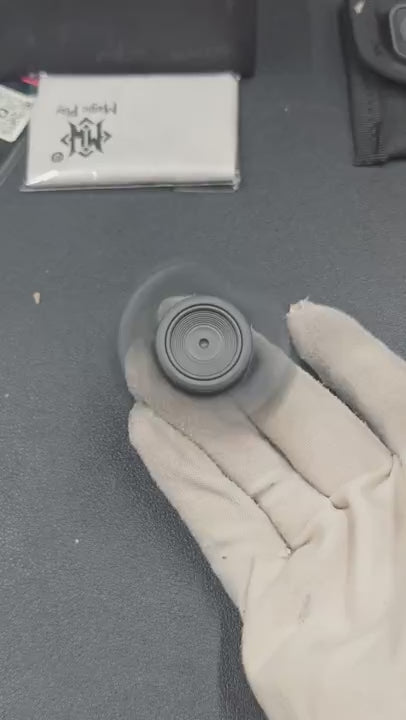 Libra Zirconium