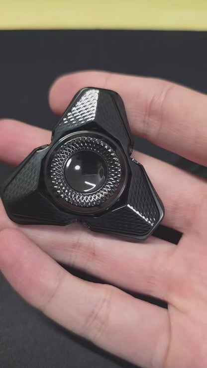 Product video S-ONE-蒜-Q-Titanium,-Tungsten,-Turboglow-TRB-CREATION-1093076912847-6.mp4