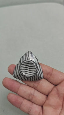 Hourglass S2 Zircuti