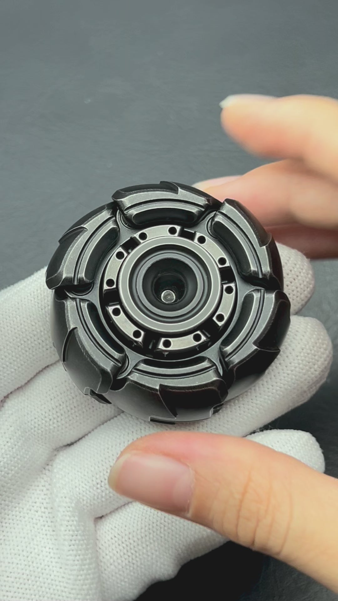 GoBiggeR Pillbug Precision Machined Shell-Opening Metal EDC Fidget Spinner Stainless Steel Distressed