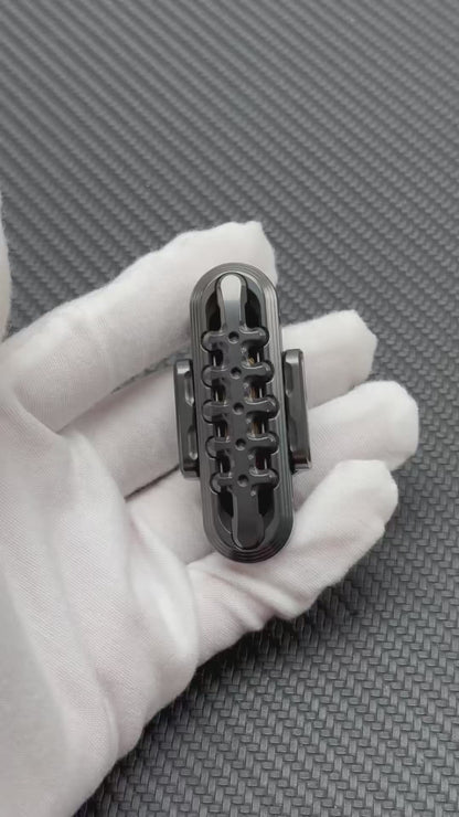 EXOSKELETON Zirconium Mokuti