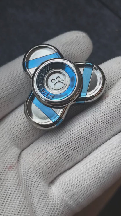 Trefoil Titanium